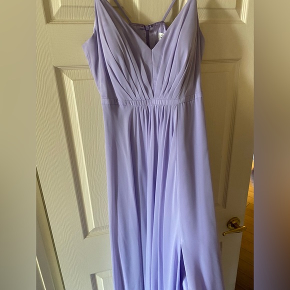 Lavender wedding guest or bridesmaid dress - Picture 5 of 7